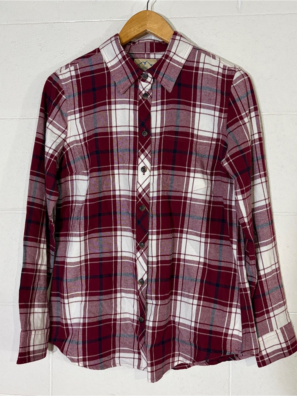 100% Cotton Blue Mountain Women's Size S Burgundy Plaid Flannel Long Sleeve